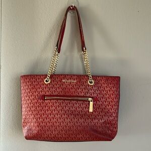 Red ❤️ Authentic Michael Kors tote